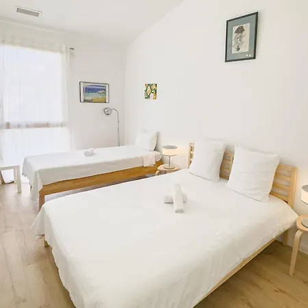 ヴィラ Stunning Modern For Up To 30 People