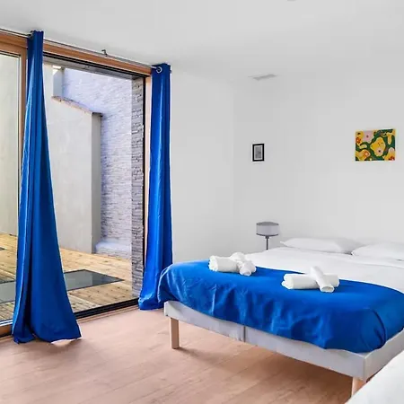 ヴィラ Stunning Modern For Up To 30 People *